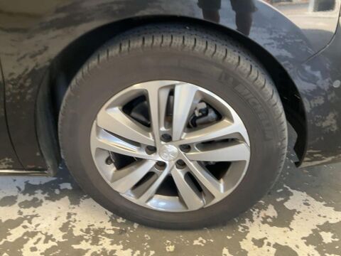 Expert Standard 2.0 BlueHDi 180ch S&S Asphalt EAT8 2021 occasion 17450 Saint-Laurent-de-la-Pr&eacute;e