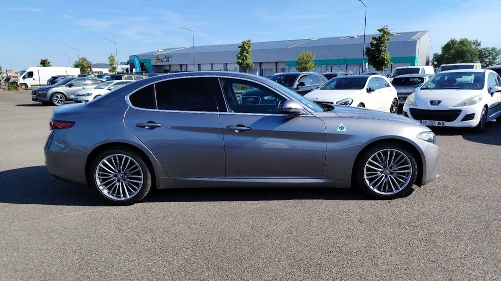 Giulia 2.2 JTD 180CH SUPER AT8 2017 occasion 87270 COUZEIX