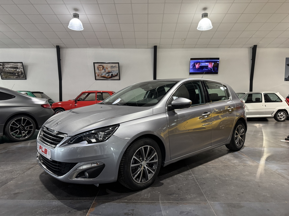 308 1.6 E-HDI 115CH 84 700 KM 2014 occasion 12000 RODEZ
