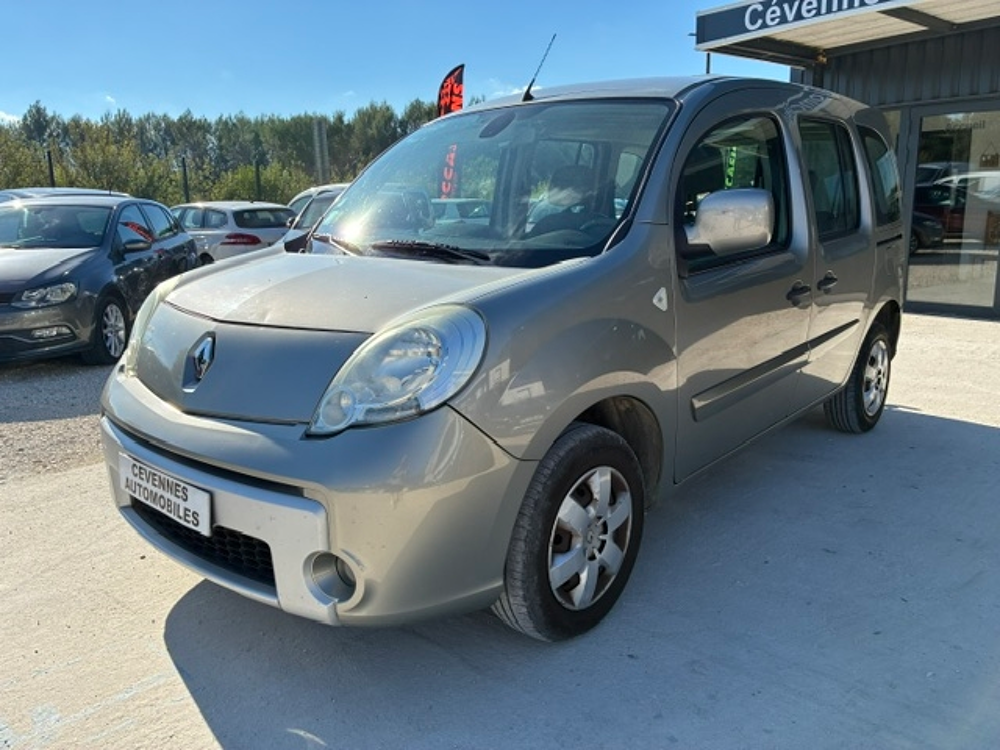 Kangoo 1.5 DCI 85CH EXPRESSION DISTRIBUTION NEUVE 2010 occasion 30360 V&eacute;z&eacute;nobres