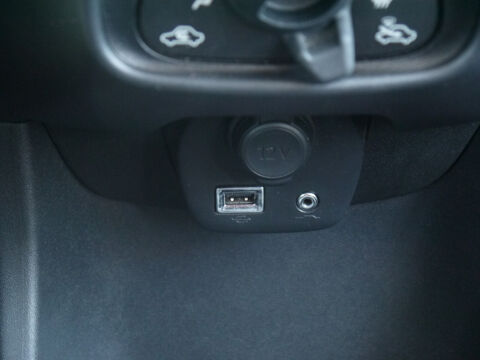 Aygo 1.0 VVT-I 72CH X 5P / TVA RECUPERABLE 7492HT / CHAINE DE DIS 2020 occasion 38260 La C&ocirc;te-Saint-Andr&eacute;