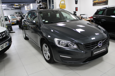 V60 D2 120CH KINETIC BUSINESS GEARTRONIC 2016 occasion 77120 Coulommiers
