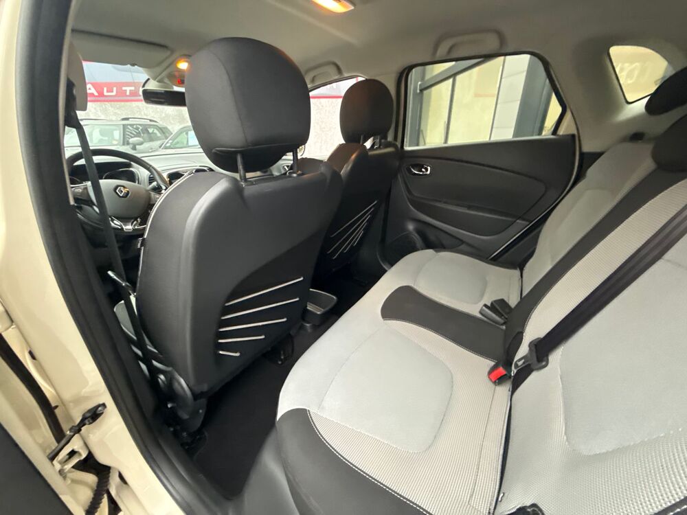Captur 1.5 DCI 90CH STOP&START ENERGY INTENS ECO&sup2; 2015 occasion 31140 Aucamville