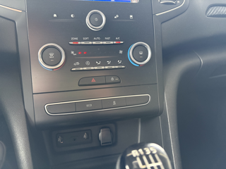 Megane IV 1.5 BLUE DCI 95CH AIR NAV REVERSIBLE 117G 2019 occasion 56530 Qu&eacute;ven