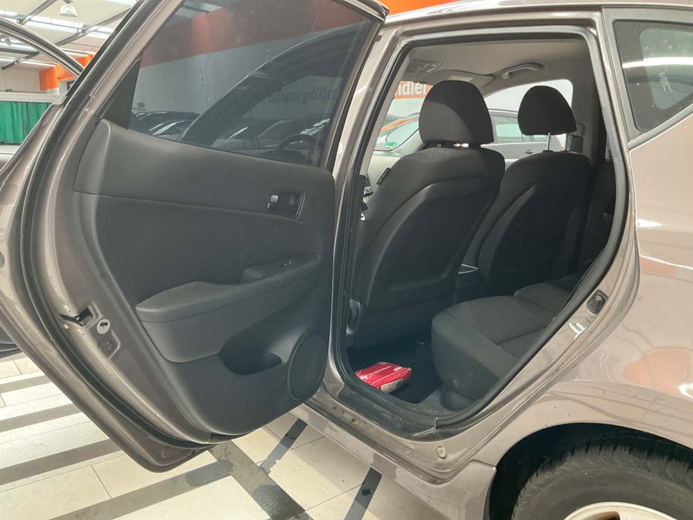i30 1.4 PACK INVENTIVE 2011 occasion 38150 Salaise-sur-Sanne