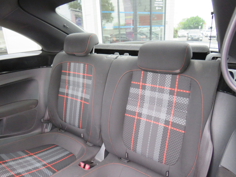 COCCINELLE II 2.0 TDI 150CH BLUEMOTION TECHNOLOGY FAP ART 2015 occasion 31600 Muret