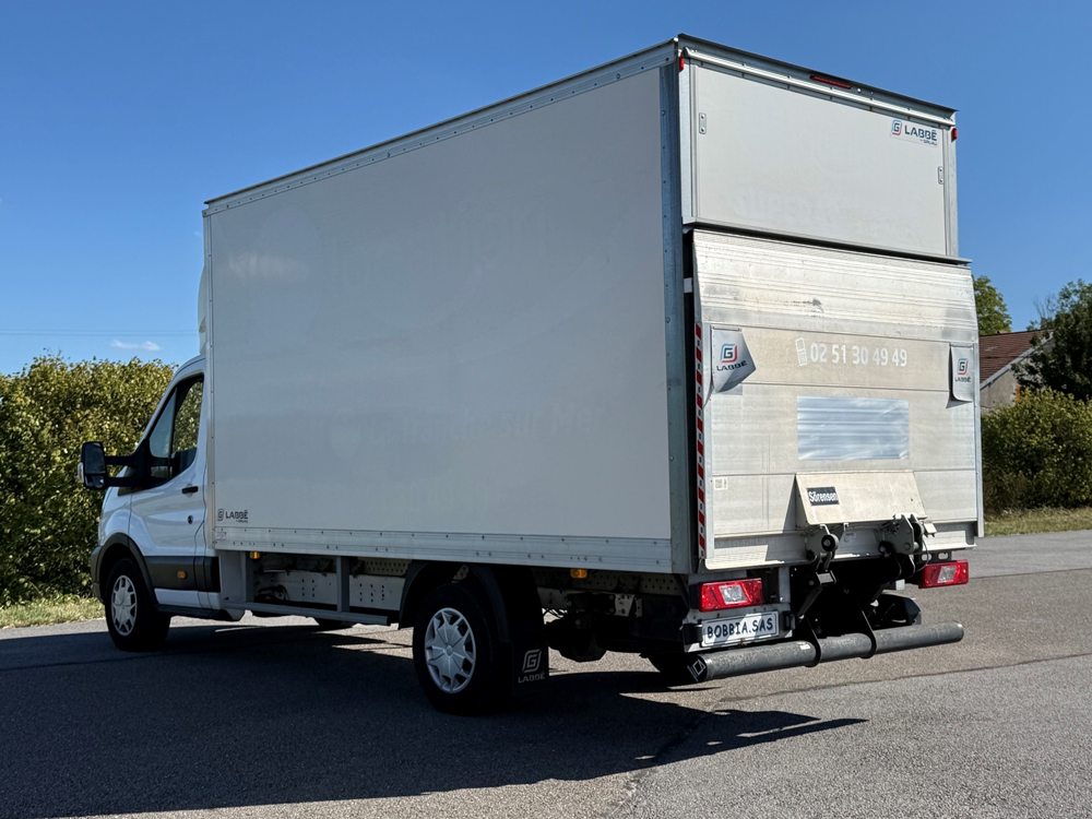 Transit L4 2.0 ECOBLUE 130CH TREND CAISSE HAYON 2024 occasion 70210 Montdor&eacute;