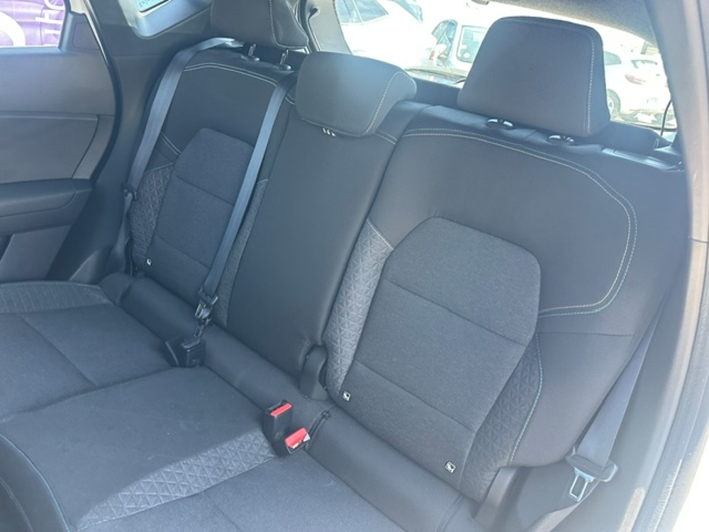Captur 1.6 E-TECH FULL HYBRID 145CH EVOLUTION 2025 occasion 16400 Puymoyen
