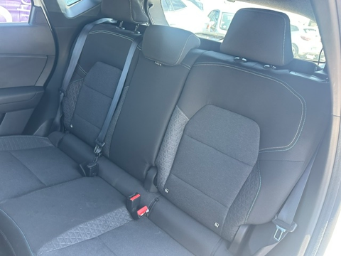 Captur 1.6 E-TECH FULL HYBRID 145CH EVOLUTION 2025 occasion 16400 Puymoyen