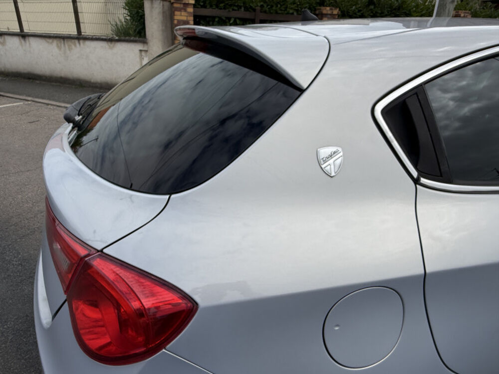 Giulietta 2.0 JTDM 150CH TROFEO STOP&START 2014 occasion 95480 PIERRELAYE