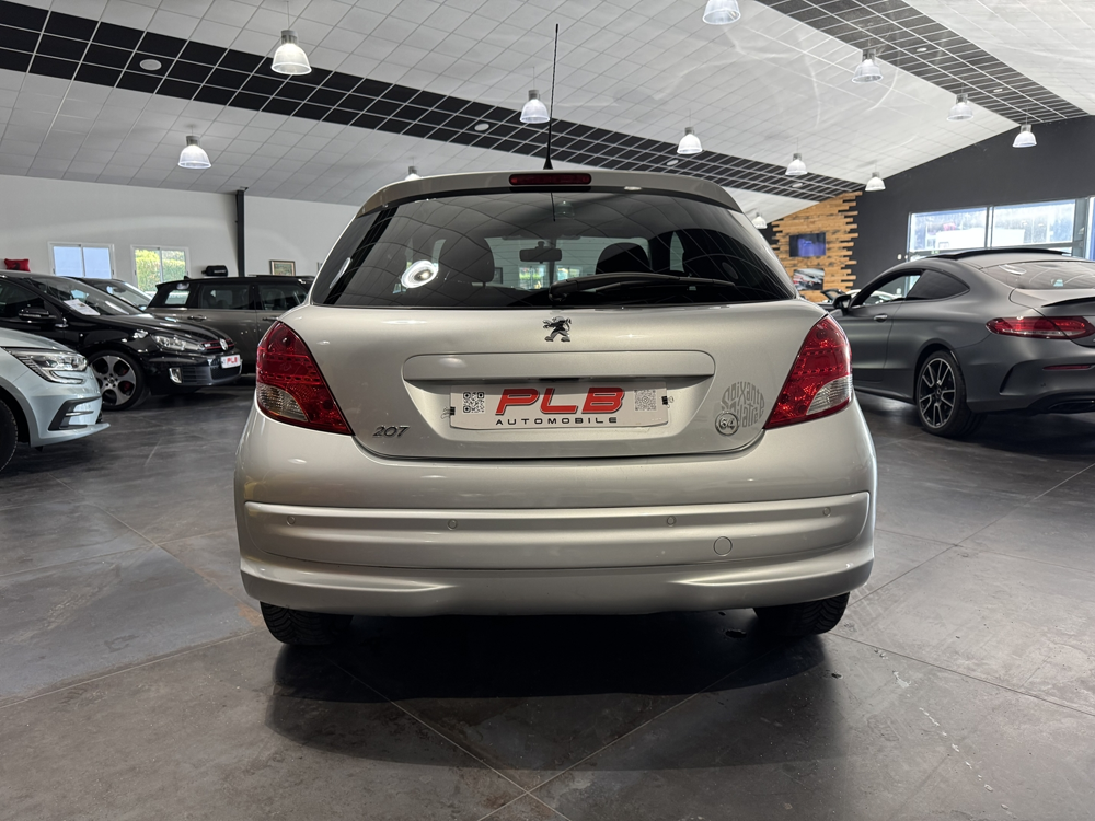 207 1.6 HDI 92 SERIE 64 3P 2011 occasion 12000 RODEZ
