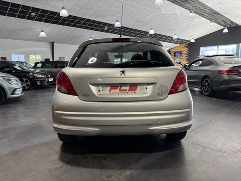 207 1.6 HDI 92 SERIE 64 3P 2011 occasion 12000 RODEZ