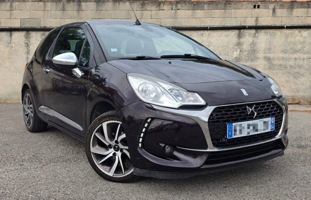 DS3 BLUEHDI 100CH PERFORMANCE LINE S&S 2016 occasion 13400 AUBAGNE
