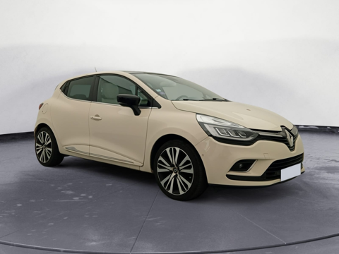 Clio IV 1.2 TCE 120CH ENERGY INITIALE PARIS 5P / 1 ERE MAIN / GARANT 2018 occasion 38340 Voreppe