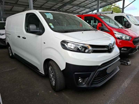 Proace MEDIUM 1.5 D-4D 120 BUSINESS MY20 2021 occasion 56530 Qu&eacute;ven