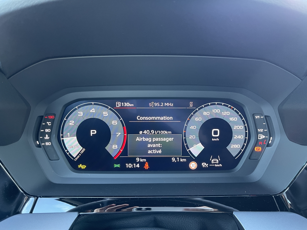 A3 1.5 TFSI 150CH HYBRIDE S LINE S TRONIC 7 2026 occasion 33700 M&eacute;rignac