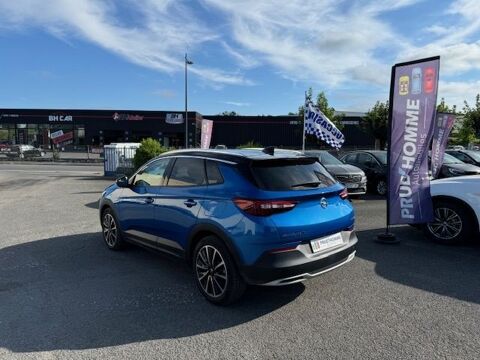 Grandland x PHEV 300 4X4 GRAND CHIC 2021 occasion 16400 Puymoyen