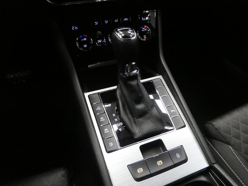 Superb 1.4 TSI PHEV 218CH BUSINESS DSG6 2022 occasion 77100 Nanteuil-l&egrave;s-Meaux