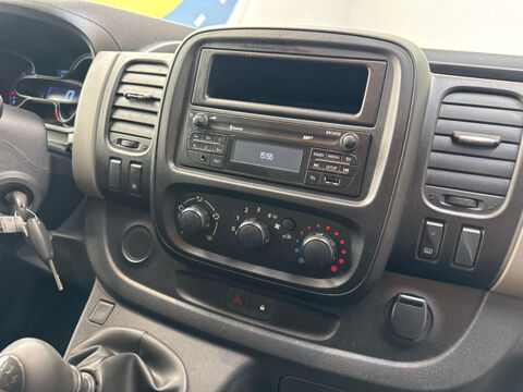 Trafic L1 1.6 DCI 125CH ENERGY LIFE 9 PLACES 2017 occasion 28630 Nogent-le-Phaye