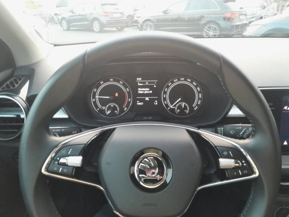 Fabia 1.0 MPI 65ch Ambition 2023 occasion 64600 Anglet