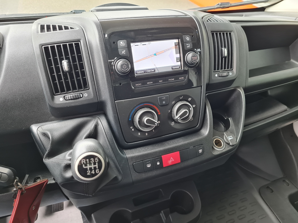 Jumper 35 L3 2.2 BLUEHDI 165 S&S CONTROL 2020 occasion 28630 Nogent-le-Phaye