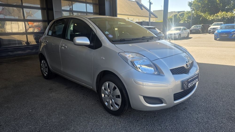 Yaris 100 VVT- CVT 5P 2011 occasion 56530 QUEVEN