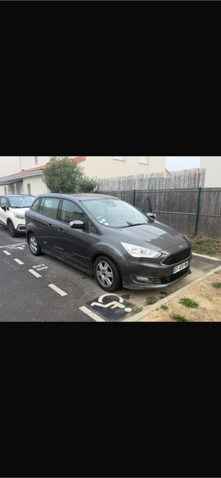 Focus C-MAX 1.5 TDCI 120CH 7 PLACES PROBLEME BOITE DE VITESSEVENTE A PRO 2018 occasion 12000 RODEZ