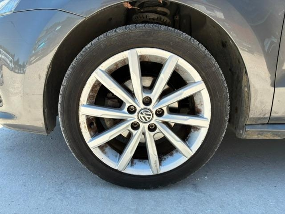 Polo 1.4 TDI 90CH LOUNGE 5 PORTES 2015 occasion 30360 V&eacute;z&eacute;nobres