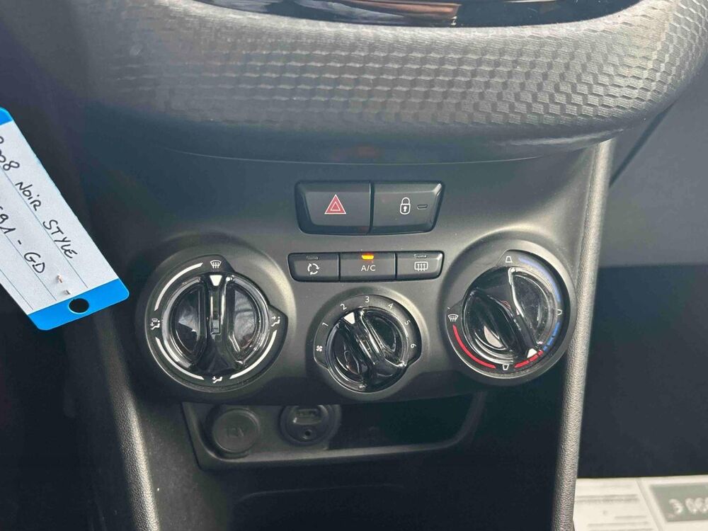 2008 1.2 PureTech 82ch Style 2018 occasion 28500 Vernouillet