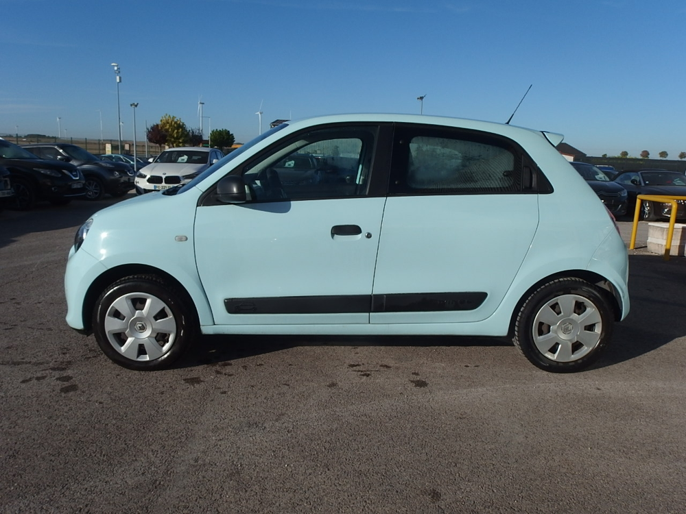 Twingo III 1.0 SCE 70CH LIFE 2015 occasion 10600 Savi&egrave;res