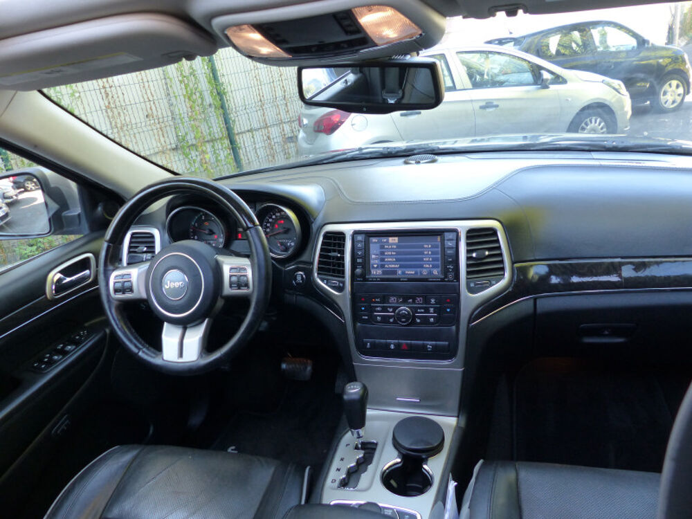 Grand Cherokee 3.0 CRD241 V6 FAP OVERLAND 2012 occasion 77144 Mont&eacute;vrain
