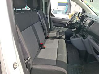 Vivaro L2 1.5 D 120ch Standard 2021 occasion 27400 Louviers