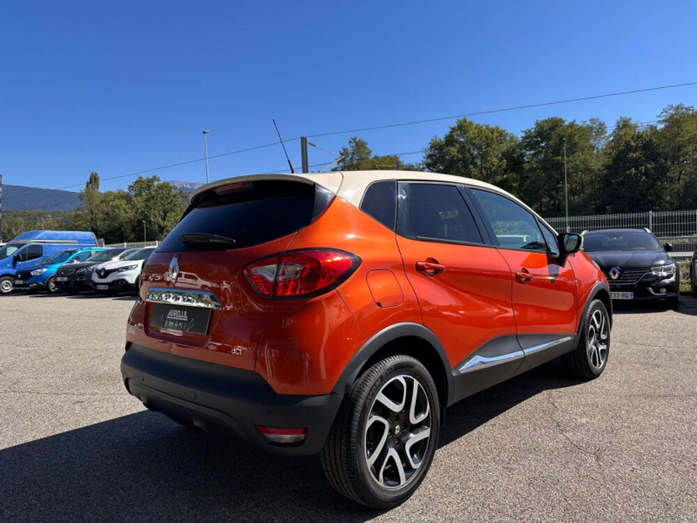 Captur 1.5 DCI 110CH INTENS EURO6 2016 / distribution ok 2028 / SUI 2016 occasion 38130 ECHIROLLES