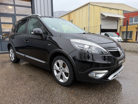 Grand Sc&eacute;nic III 1.2 TCE 130CH ENERGY BOSE / CRITAIR 1 / 2013 occasion 38340 Voreppe