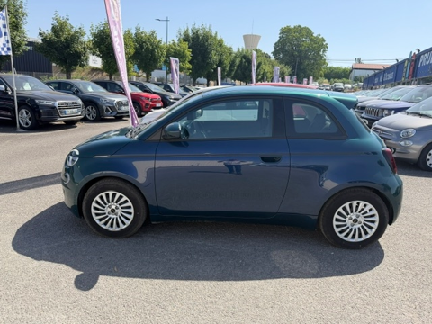 500 E 118CH PACK CONFORT 42KWH 2023 occasion 16400 Puymoyen