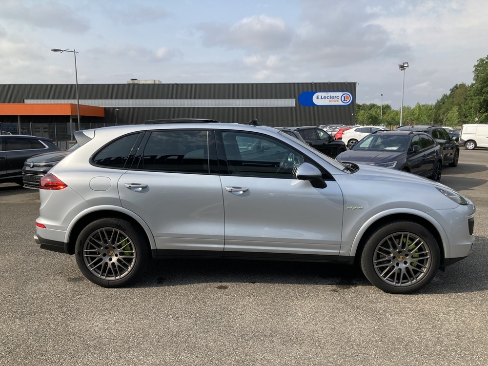 Cayenne (958) 3.0 416CH S E-HYBRID PLATINUM EDITION 2017 occasion 82370 Campsas