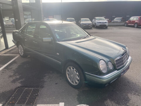 Classe E 320 ELEGANCE CLIM BA 1996 occasion 31140 Aucamville