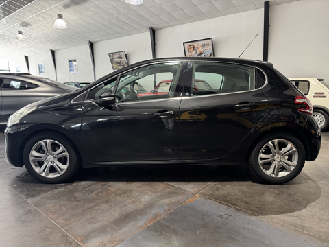 208 1.4 HDI 68 CONFORT 5P 2012 occasion 12000 RODEZ