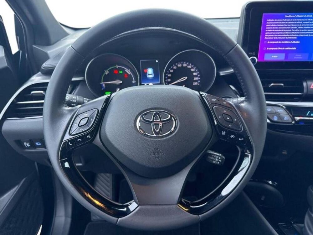 C-HR 1.8 Hybride 122ch Design Ultimate E-CVT 2023 occasion 13400 Aubagne