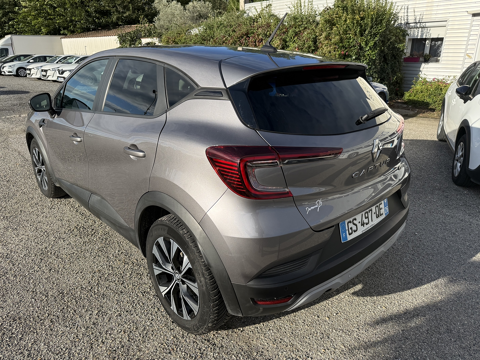Captur 1.6 E-TECH HYBRIDE 145CH EVOLUTION 2023 occasion 26740 Les Tourrettes