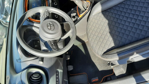 Aygo 1.0 VVT-I 72CH DYNAMIC 2022 occasion 08000 Warcq