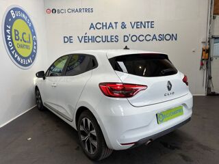 Clio V 1.0 TCE 90CH EVOLUTION X-TRONIC 2022 occasion 28630 Nogent-le-Phaye