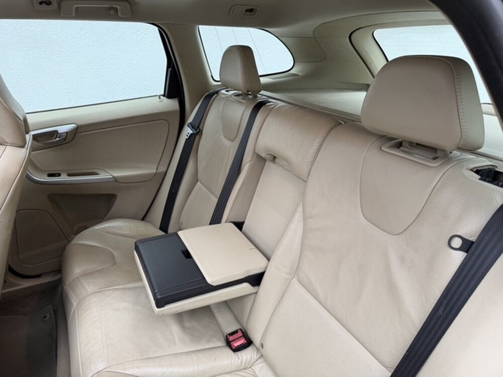 XC60 D3 163CH SUMMUM GEARTRONIC 2011 occasion 95430 Butry-sur-Oise