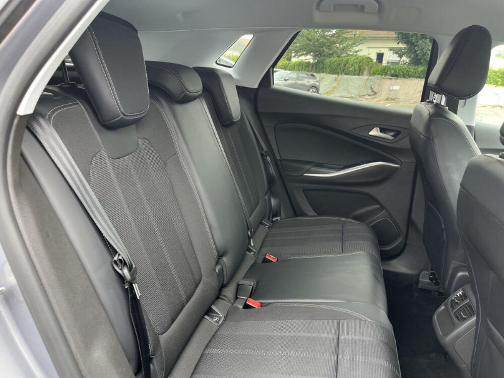 Grandland 1.2 TURBO 130CH ELEGANCE BUSINESS MY23 2023 occasion 95310 Saint-Ouen-l'Aum&ocirc;ne