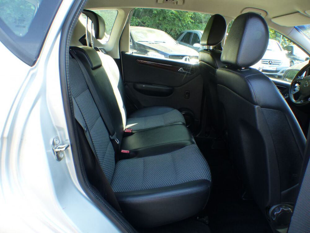 Classe A 180 CDI ELEGANCE CONTACT 2009 occasion 77144 Mont&eacute;vrain