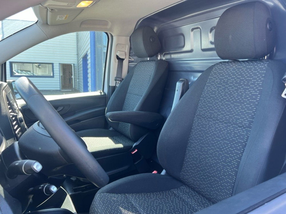 Vito 110 CDI COMPACT FIRST PROPULSION 2023 occasion 31670 Lab&egrave;ge