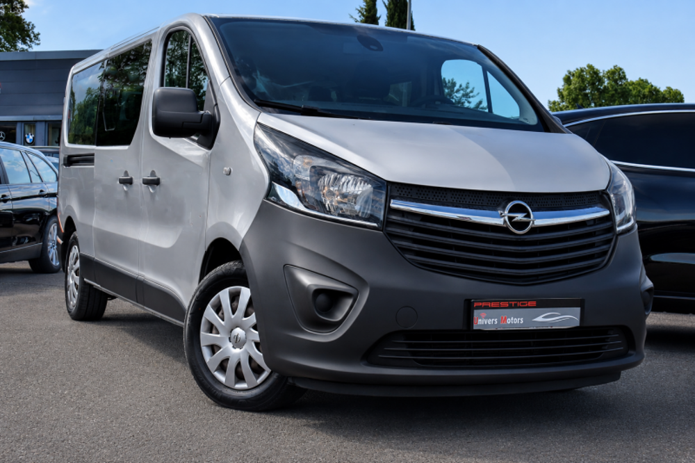 Vivaro 1.6 CDTI BITURBO 120 K2700 L1H1 PACK CLIM + ECOFLEX START/ST 2015 occasion 34740 Vendargues