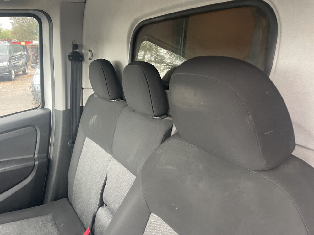 Doblo 1.6 MULTIJET 105CH 705KG PRO LOUNGE 2022 occasion 34970 Lattes
