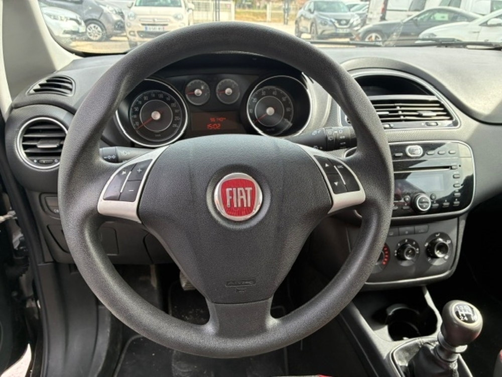Punto 1.2 8V 69CH EASY 3 PORTES 2012 occasion 30360 V&eacute;z&eacute;nobres