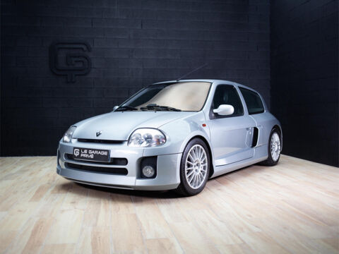 Renault Clio II 3.0 V6 230CH RS 3P ORIGINE FRANCE / FACTURE ACHAT / ALCANTAR 2002 occasion SAINT ANDRE LES VERGERS 10120